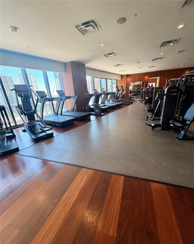 Building Photo - 1300 S Miami Ave