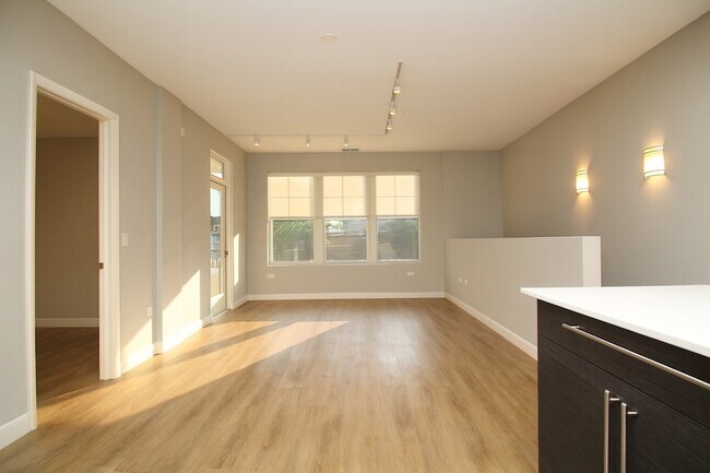 Building Photo - 229 Park Ave