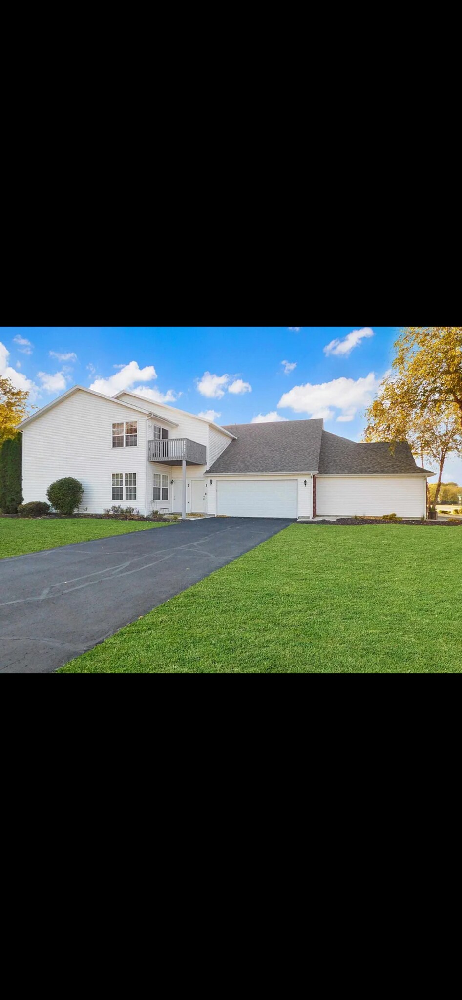 Building Photo - 558 Mosaic Ln