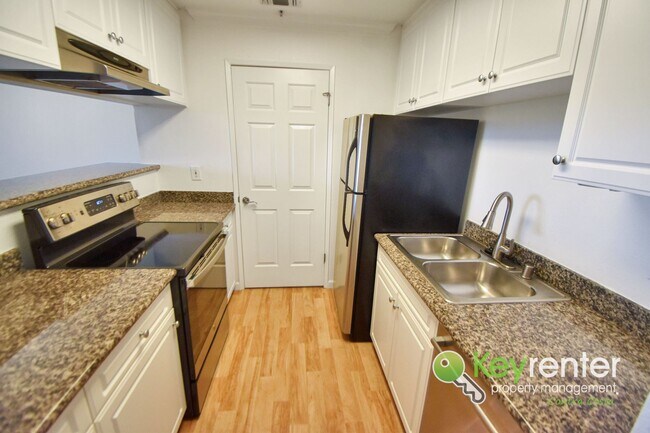 Building Photo - Views and more Views! Beautiful 1 Bedroom Condo within Gated Community