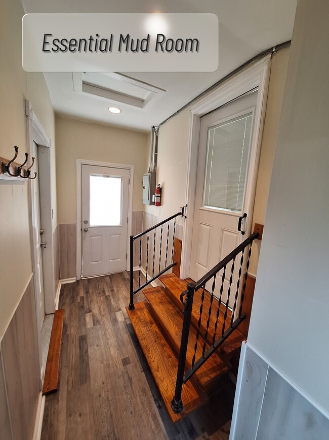 Building Photo - 4308 St Cecelia Ln