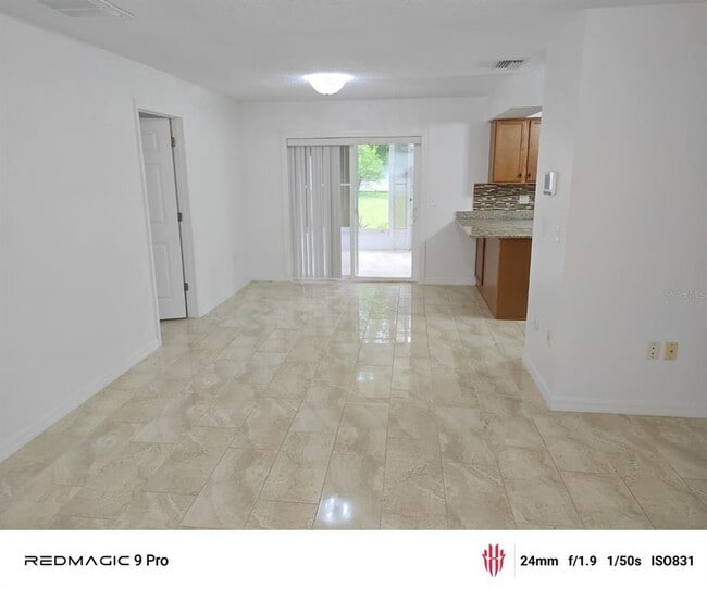 Building Photo - 1146 Desmond Ave