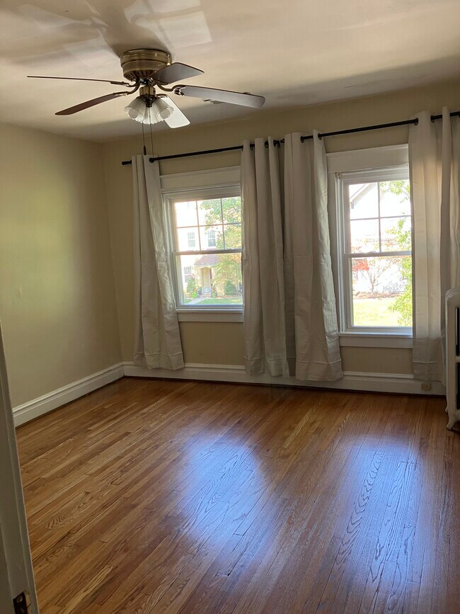 Building Photo - 438 California Ave