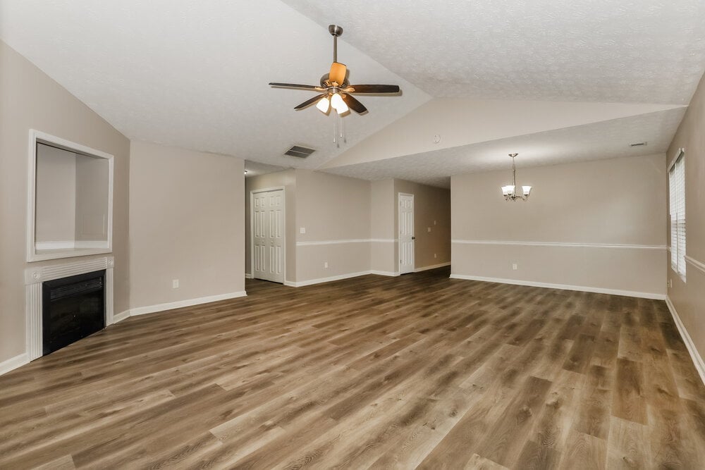 Building Photo - 10976 Big Sky Dr