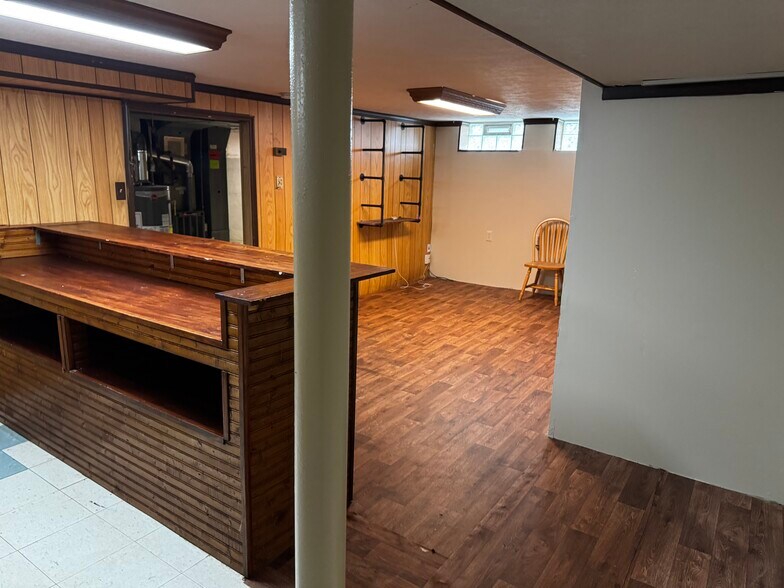 Building Photo - 2810 Fortune Ave