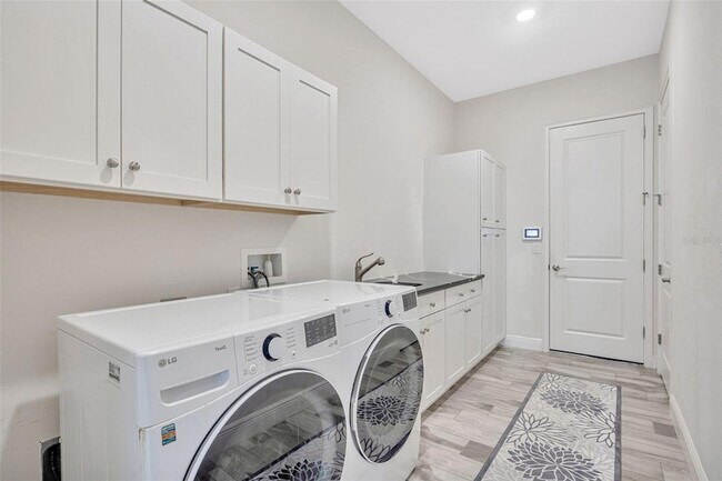 Building Photo - 13539 Carryback Dr