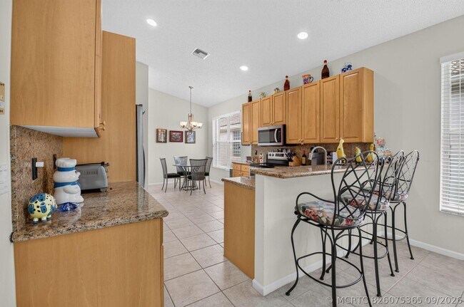 Building Photo - 11176 Ihilani Way