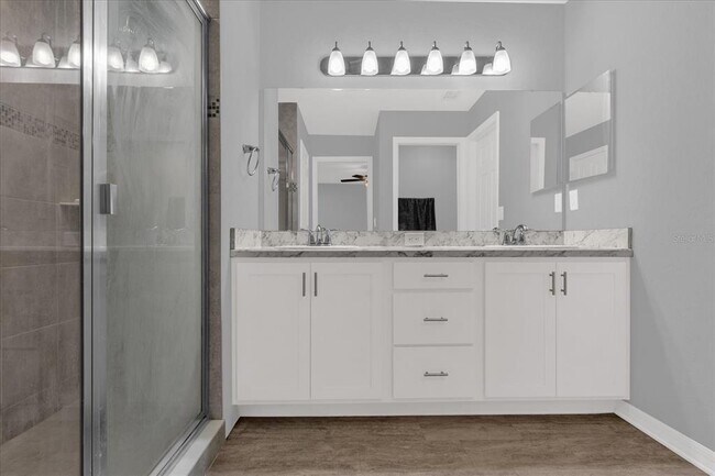 Building Photo - 955 Pearly Ridge Ln