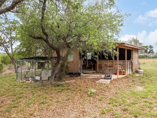 Building Photo - 2591 Spring Valley Dr
