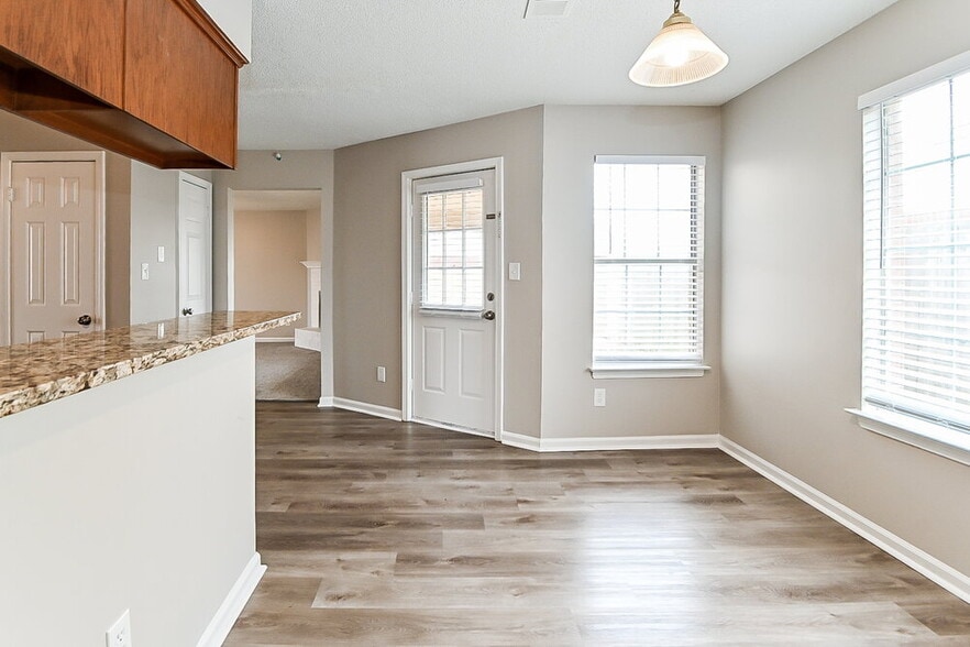 Building Photo - 7708 Baysweet Dr
