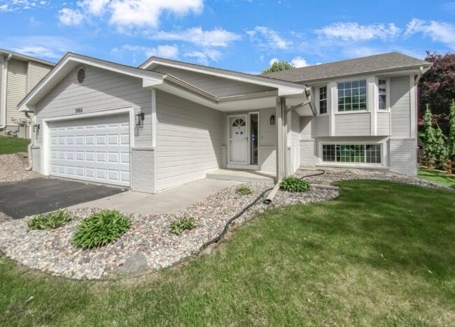 Primary Photo - 3866 Westbury Dr