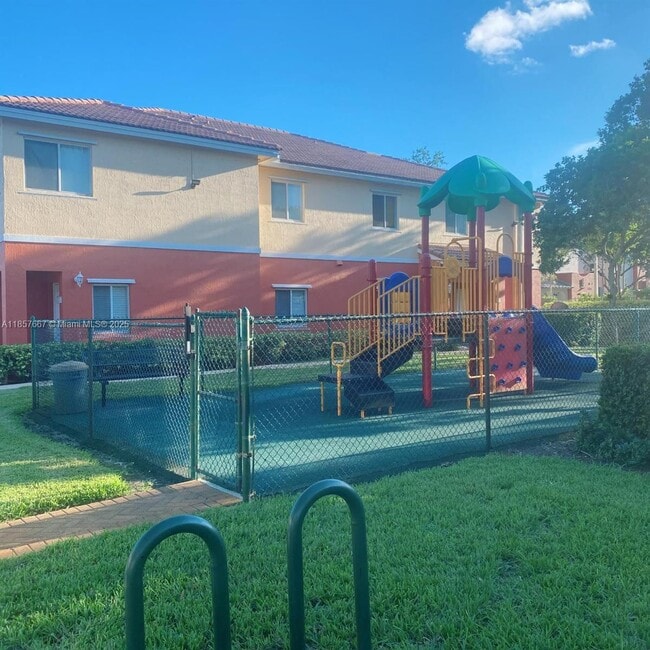 Building Photo - 3340 Palomino Dr