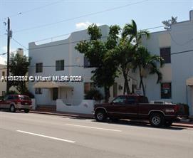 Building Photo - 7920 Harding Ave