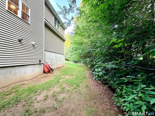 Building Photo - 793 Colonel Ledyard Hwy