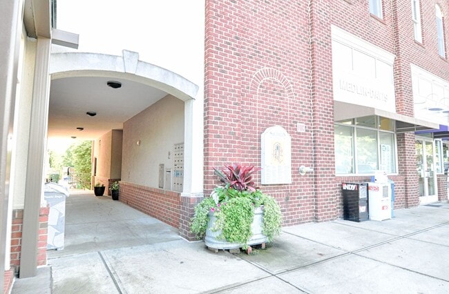 Building Photo - Loft condo in Southern Village 2 bedroom/2 bathroom