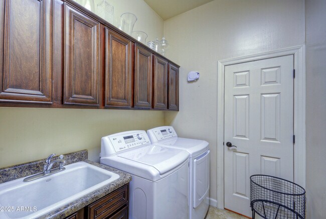 Building Photo - 18358 N 93rd Way