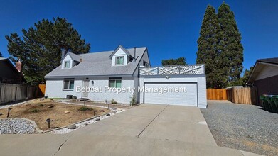 Building Photo - 20 Bodie Dr