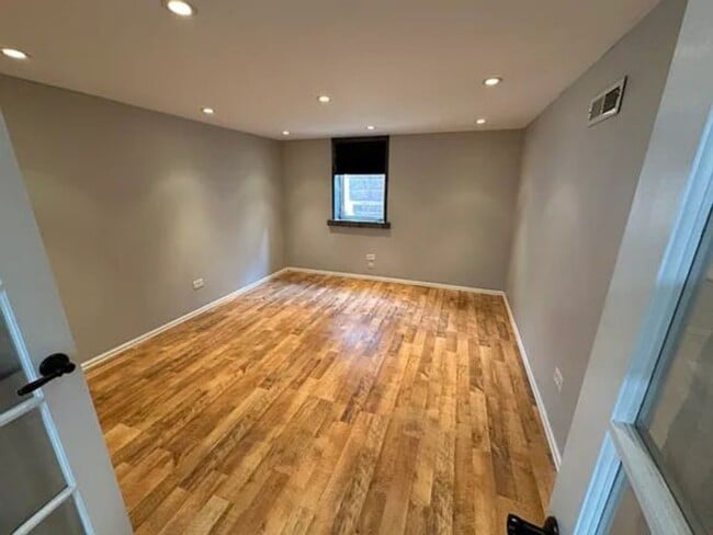 Building Photo - Home is Ready for you Now!
