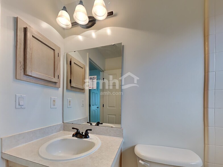 Building Photo - 3275 Guernsey Ct