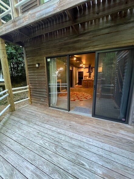 back deck off living area - 130 E Longview St