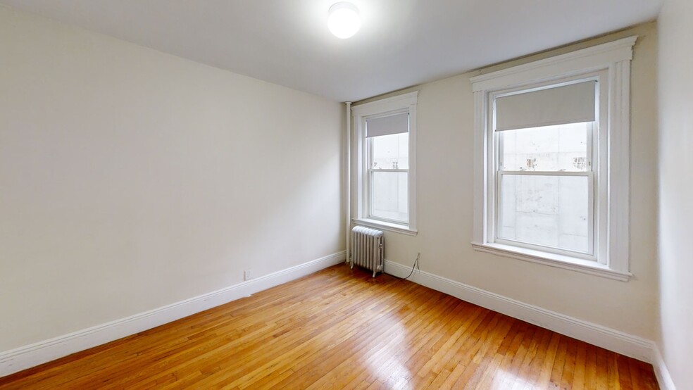 Building Photo - 1161 Boylston St