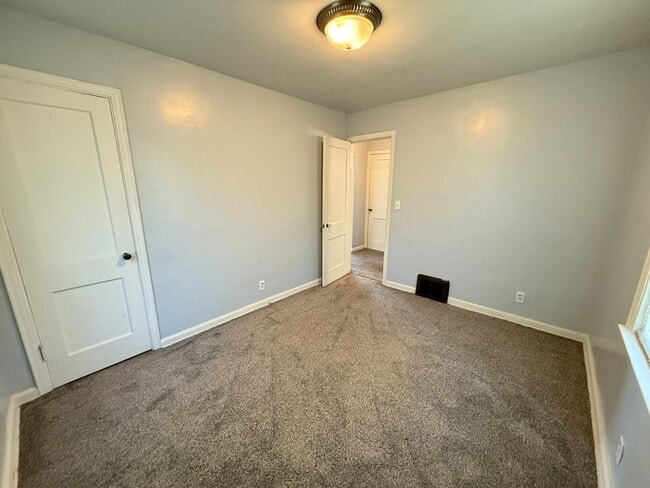 Building Photo - Single Family Home-Northwest School District