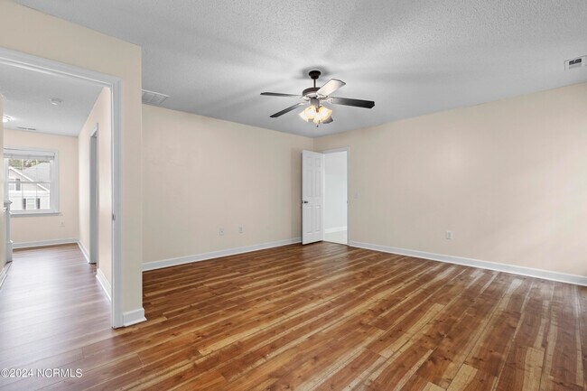Building Photo - 210 Egret Point Dr