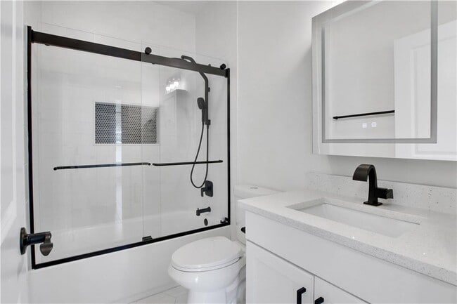 Building Photo - 1278 Linden Ct