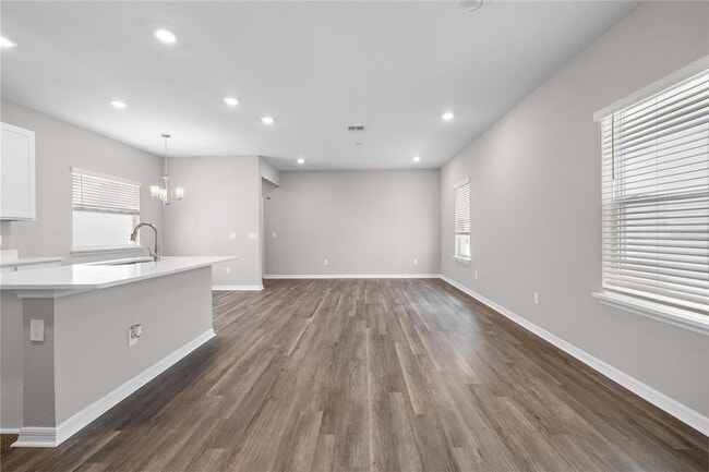 Building Photo - 551 Windy Willow Wy