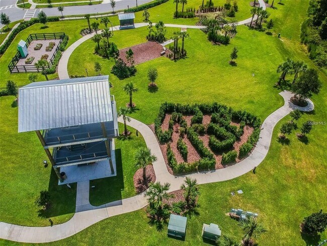 Building Photo - 11200 Listening Dr