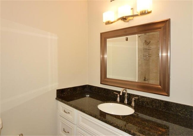 Building Photo - 3300 Pebblebrook Dr
