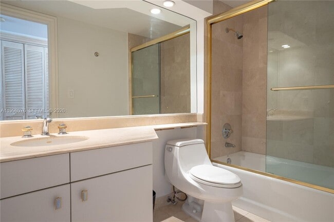 Building Photo - 445 Grand Bay Dr