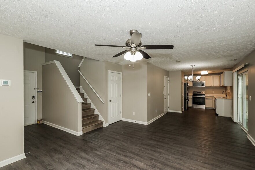 Building Photo - 5201 Summer Brooke Ct