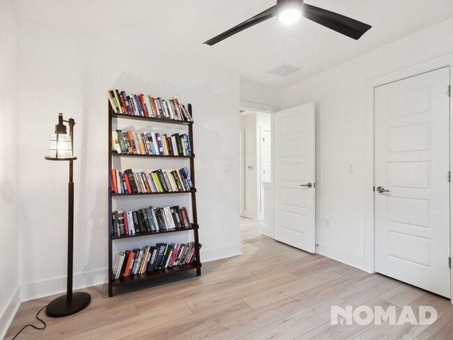 Building Photo - 2917 Bond Dr