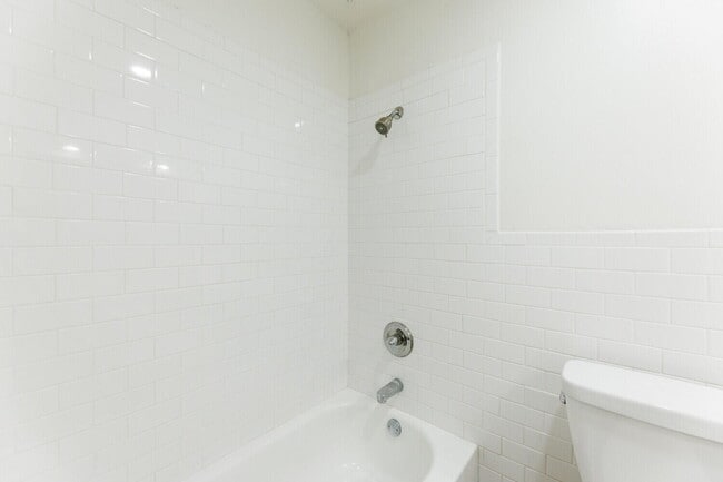 Building Photo - 4714 46th St