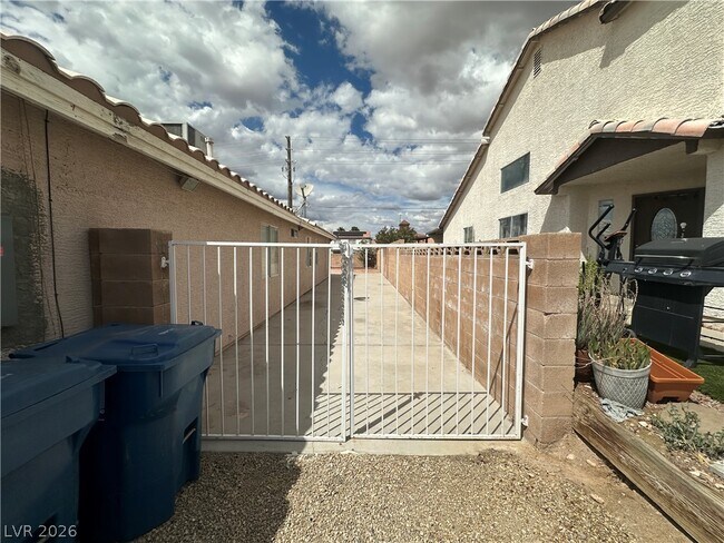 Building Photo - 6504 Eagle Creek Ln