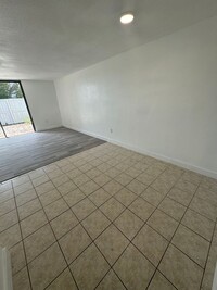 Building Photo - Spacious 3-Bedroom, 2.5-Bathroom Condo wit...