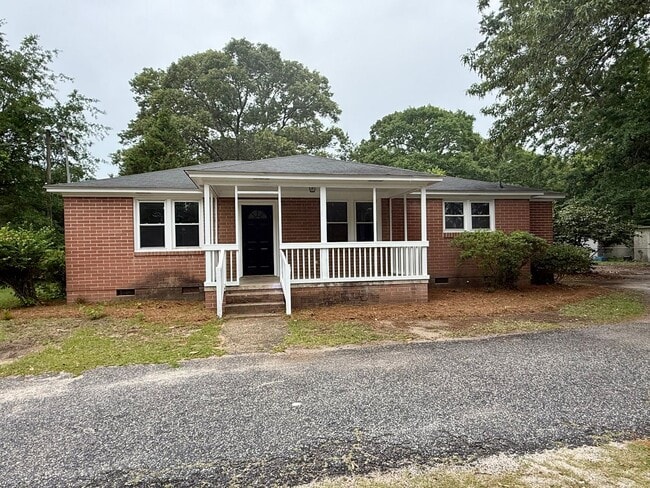 Primary Photo - Brick Home with Fenced Yard!