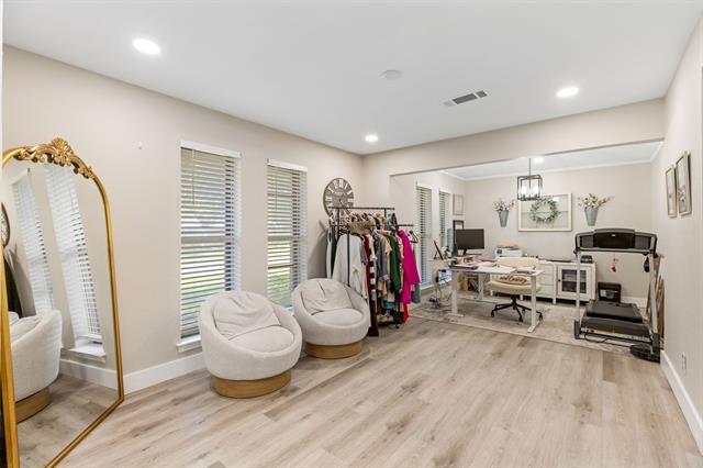 Building Photo - 4014 Kerr Cir