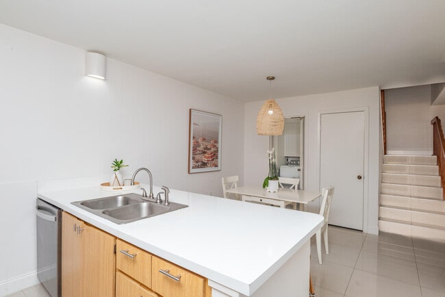 Building Photo - 5821 58th Way