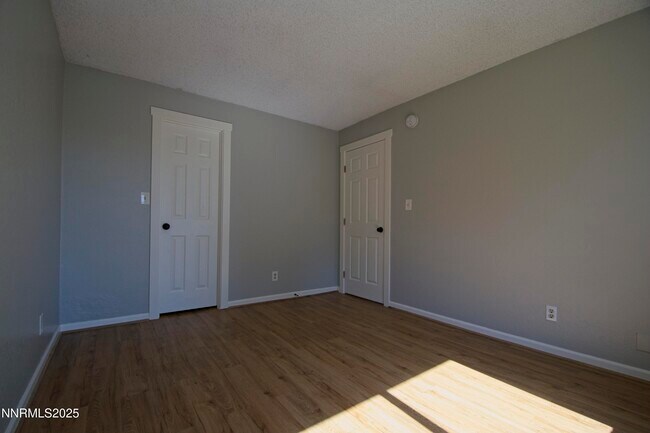 Building Photo - 3949 Clear Acre Ln