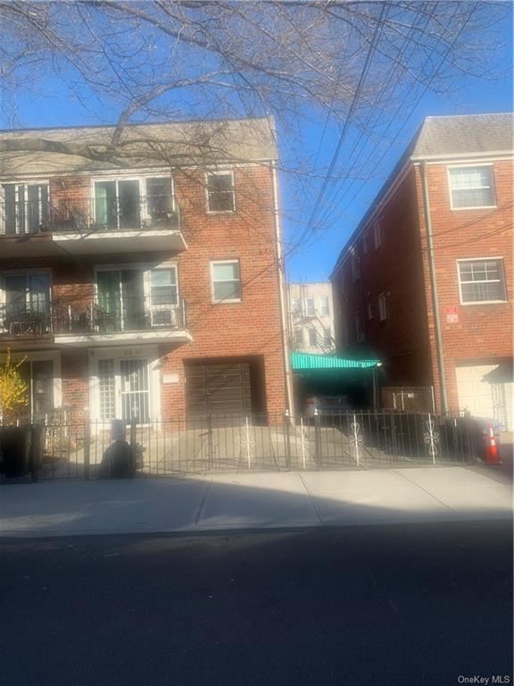 Primary Photo - 23-15-23-28 28th St