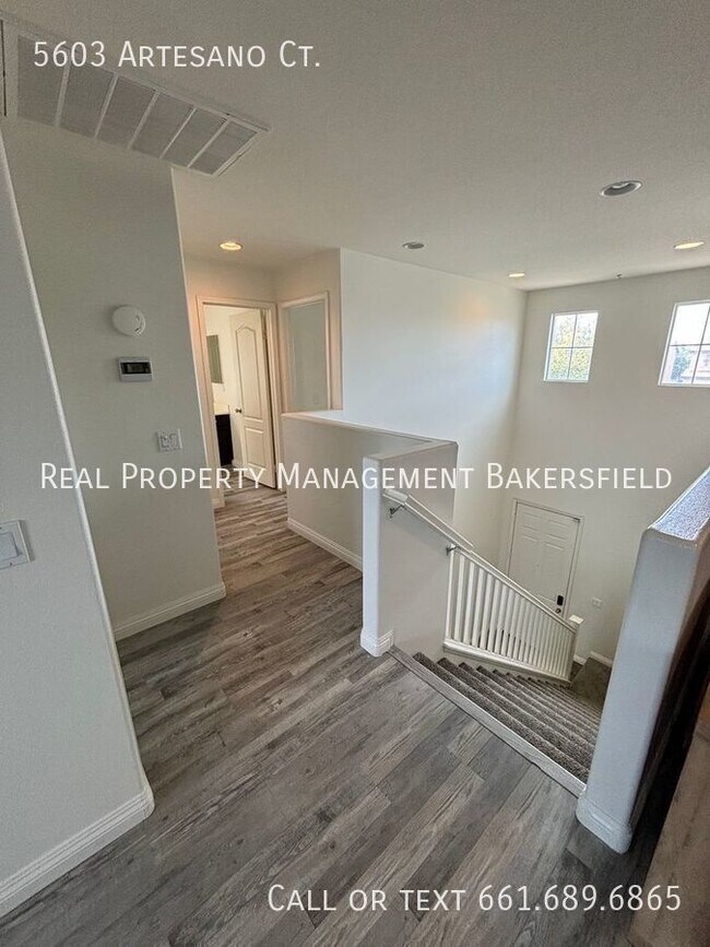 Building Photo - 5603 Artesano Ct