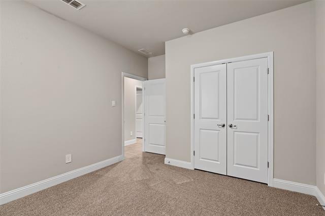 Building Photo - 3032 Lionsgate Dr