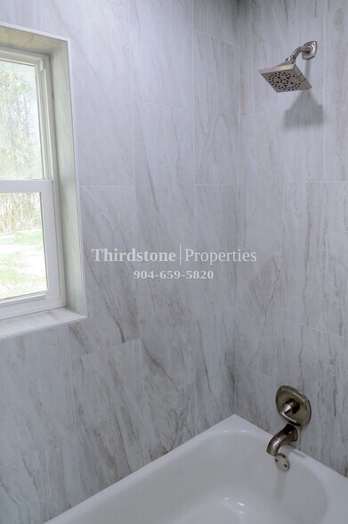 Building Photo - 9021 Castle Blvd