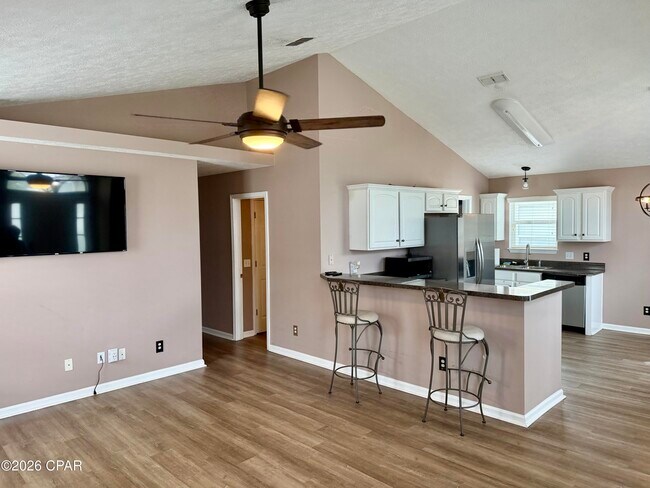 Building Photo - 11710 Seashore Ln