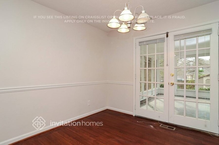 Building Photo - 3370 Doyle Ln SW