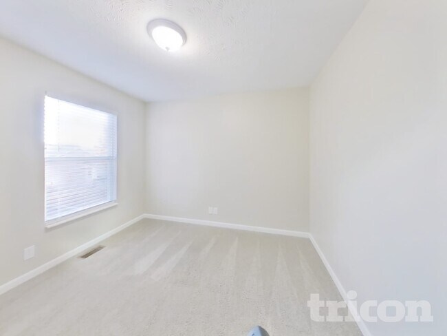 Building Photo - 2137 Erin Ln