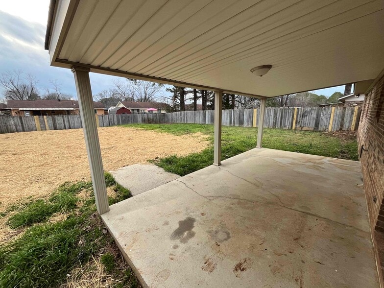 Building Photo - 3007 Cotton Pl SW