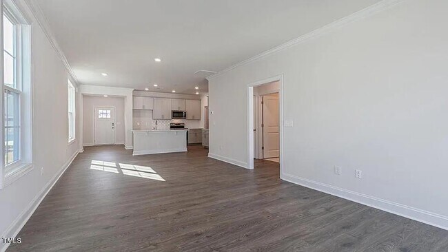 Building Photo - 614 Andrade Dr